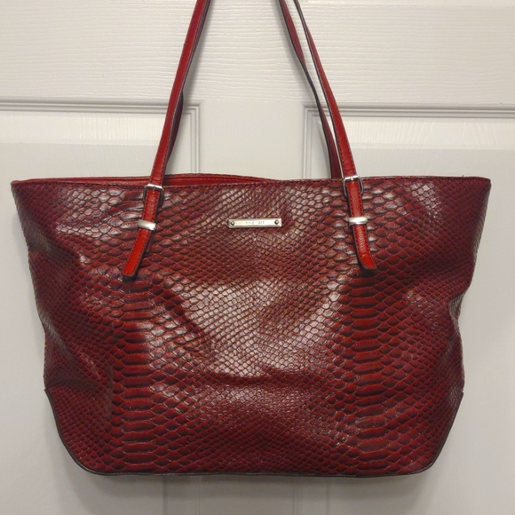 Nine West tote - Picture 1 of 6